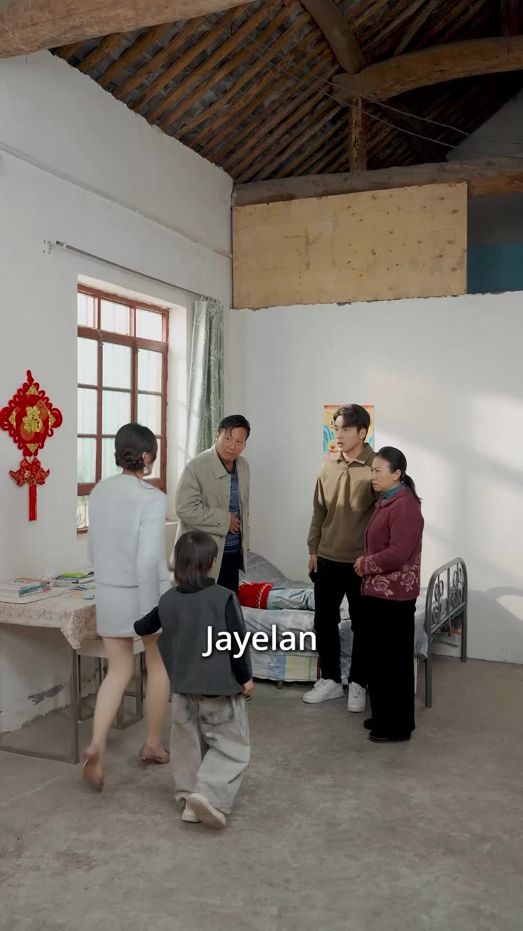 Folge 4 - Mom's Here, Daughter